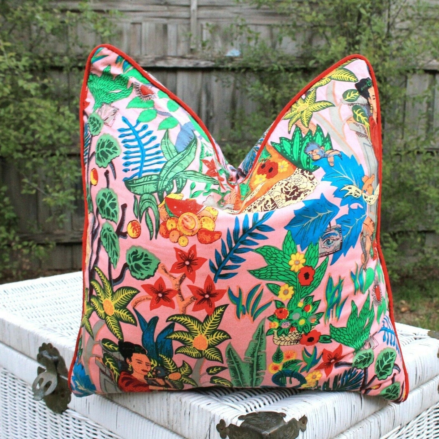 'Express Yourself In Frida' 100% Cotton Cushion Cover
