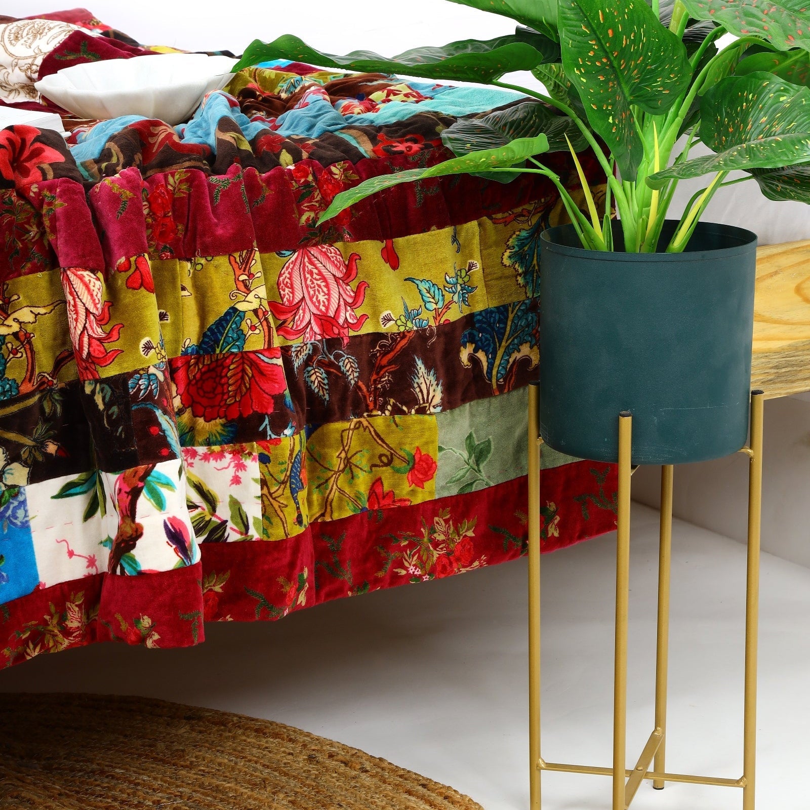 Velvet Floral Quilt - Patchwork Mix