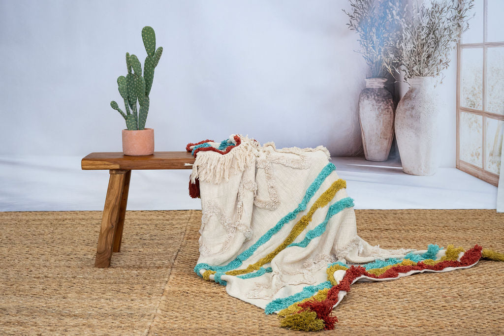 Handwoven Cotton Throw Blanket - Boho Textured Design with Tassels