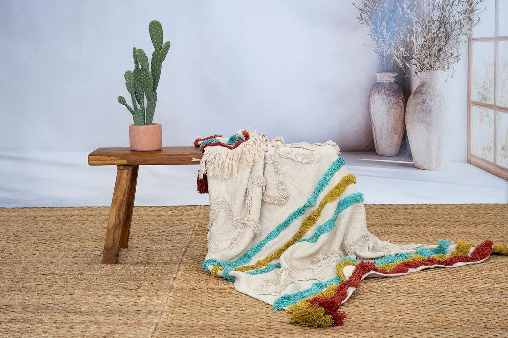 Handwoven Cotton Throw Blanket - Boho Textured Design with Tassels