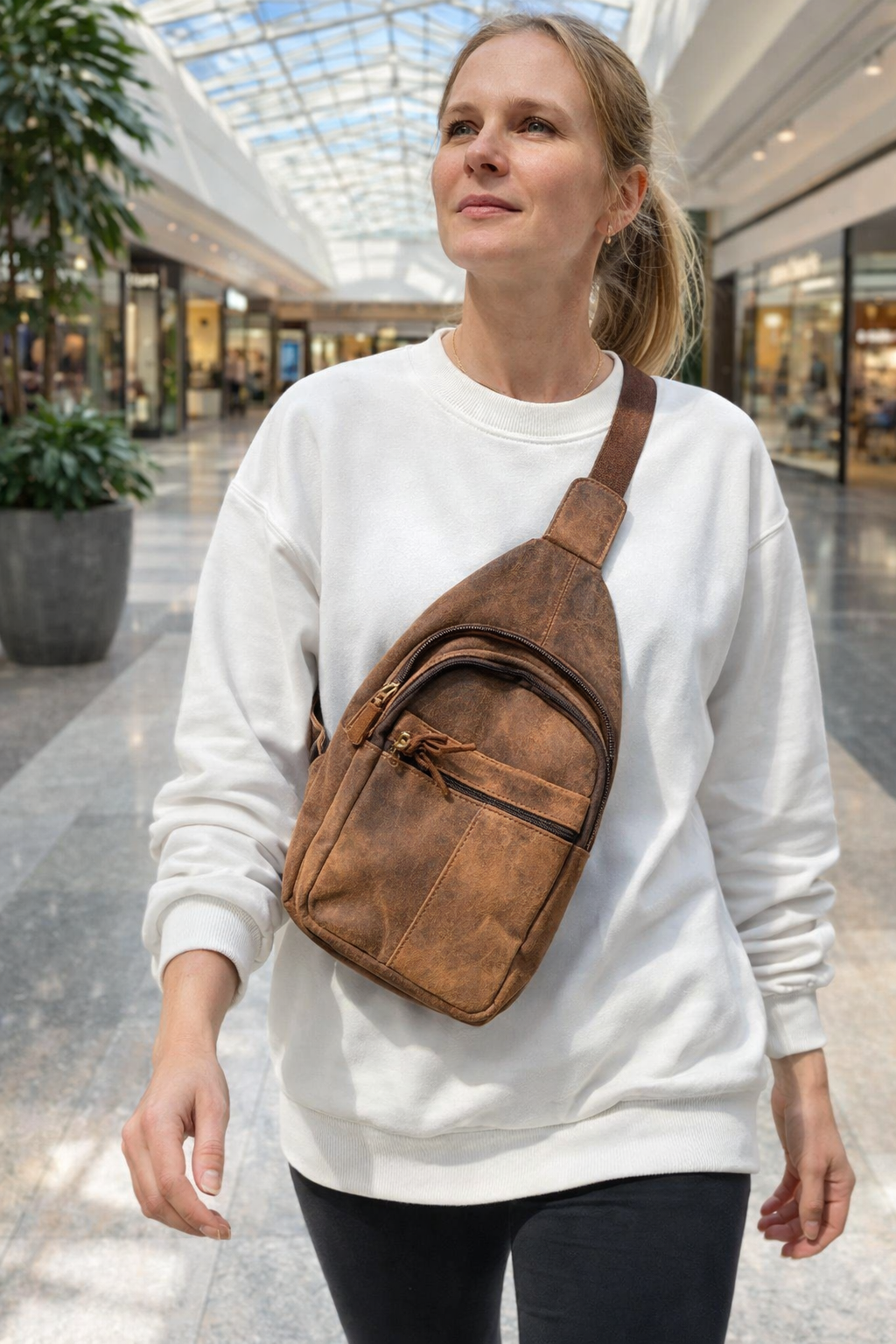 Everyday leather chest bag in vintage crossbody style for daily carry
