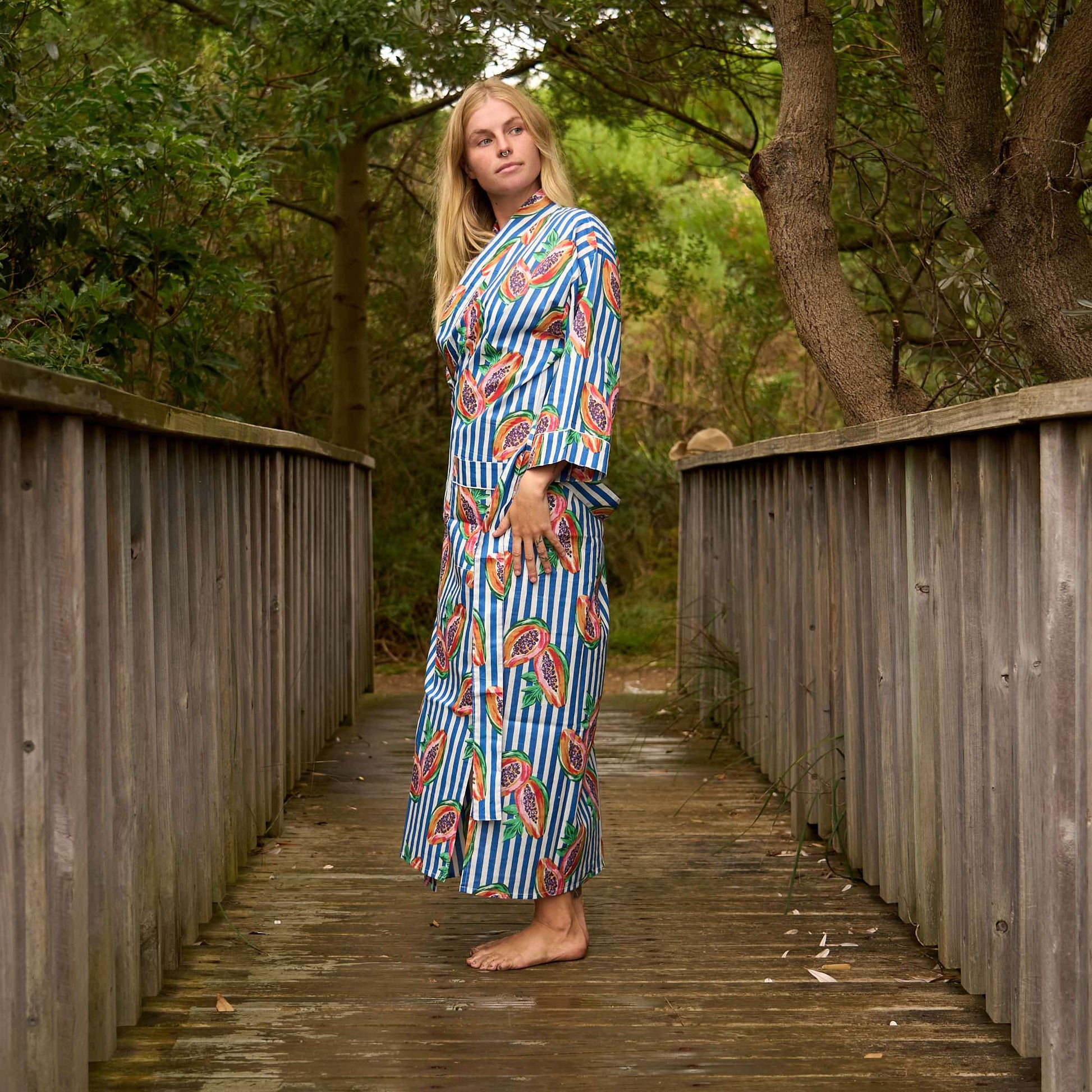 Tropical Papaya Print Kimono Robe – Lightweight Cotton Beach Cover-Up