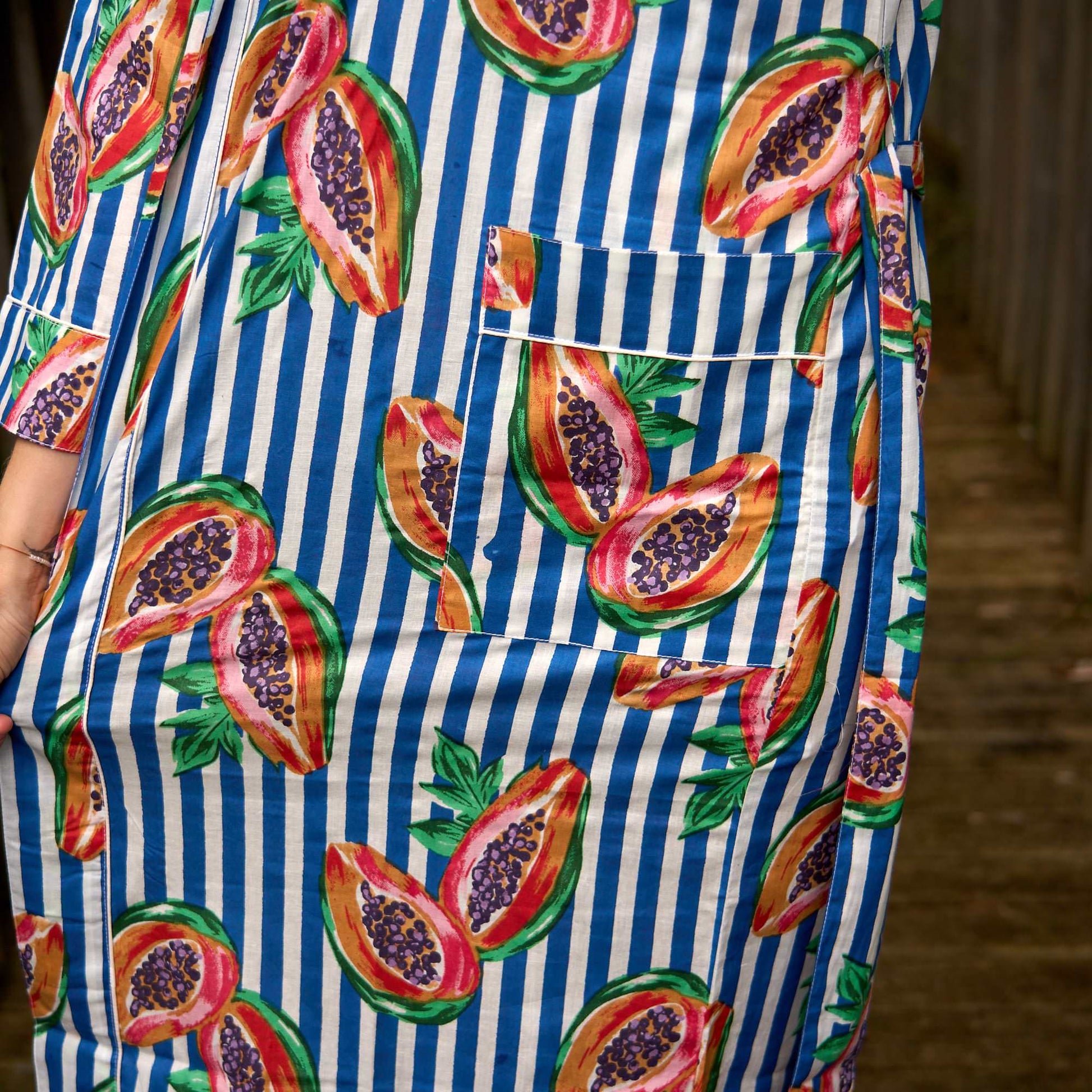 Tropical Papaya Print Kimono Robe – Lightweight Cotton Beach Cover-Up