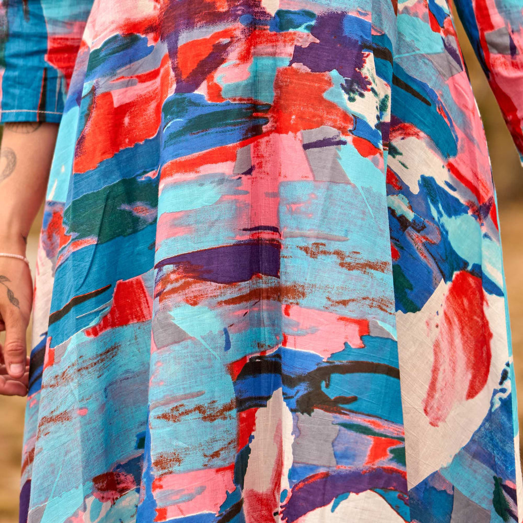 Coastal Canvas Maxi Dress – Abstract Art Print on Soft Cotton