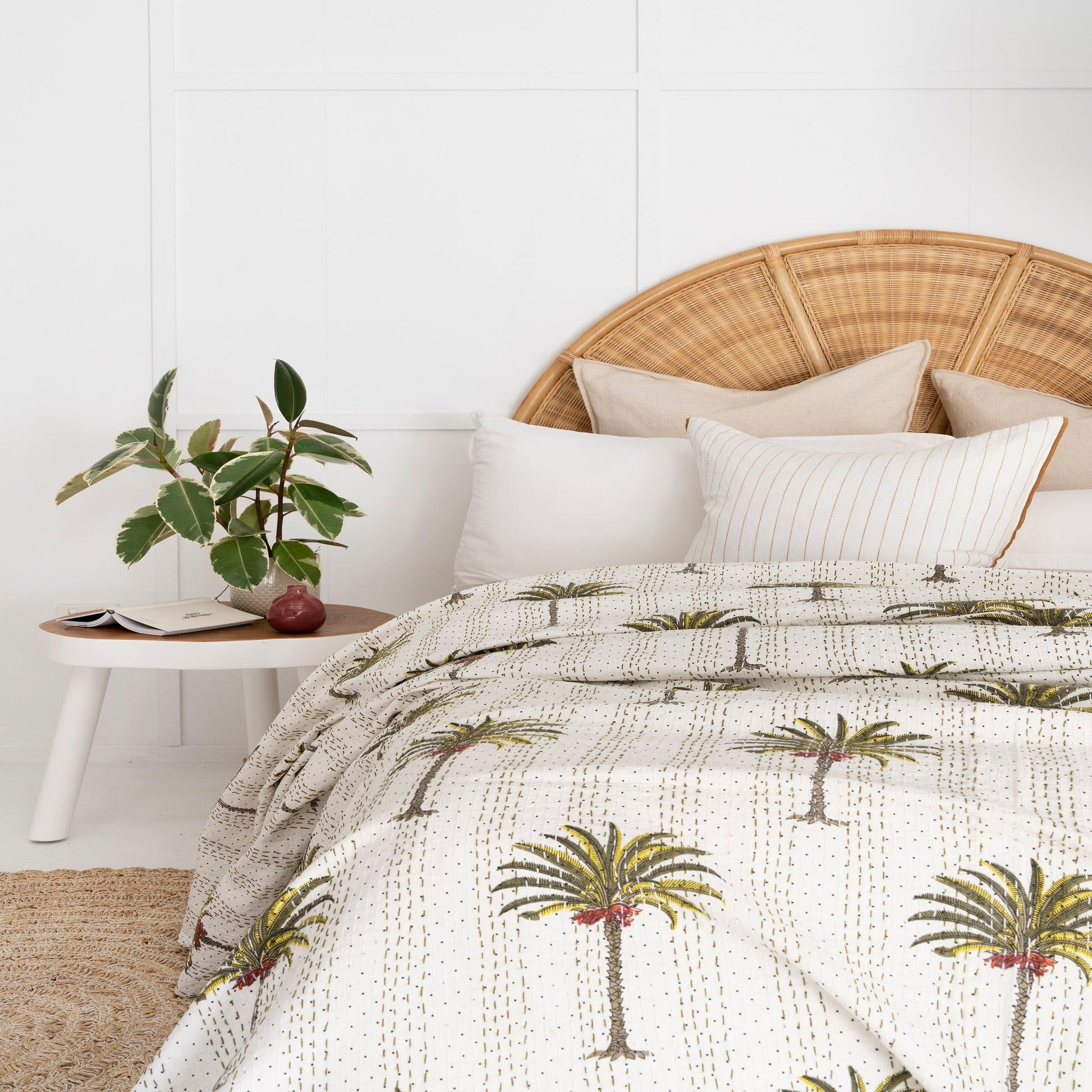 Linen Connections Indian Kantha Quilt - White Palm