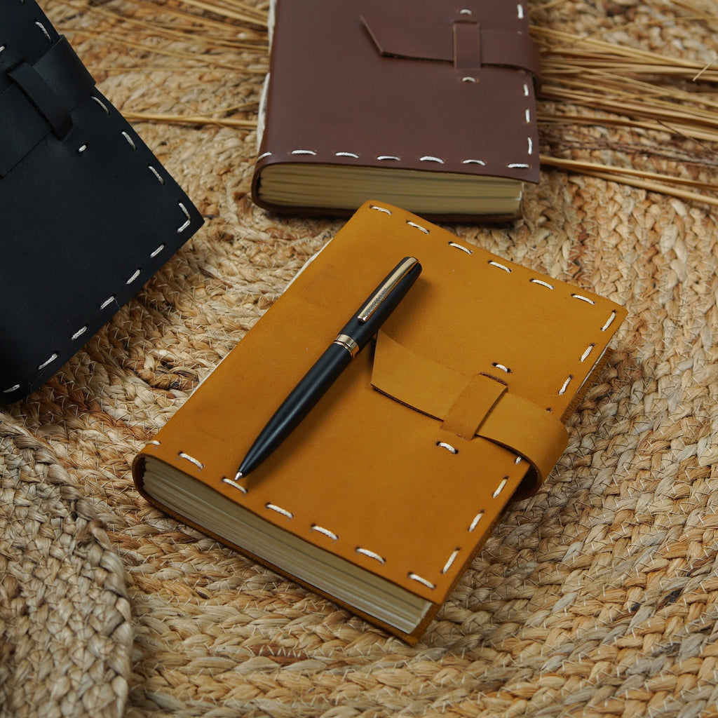Vintage Leather Journal - Retro Discovery