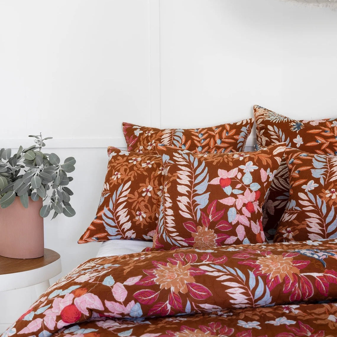 Floral Cotton Quilt Bedspread Comforter Duvet- Brown Monkey