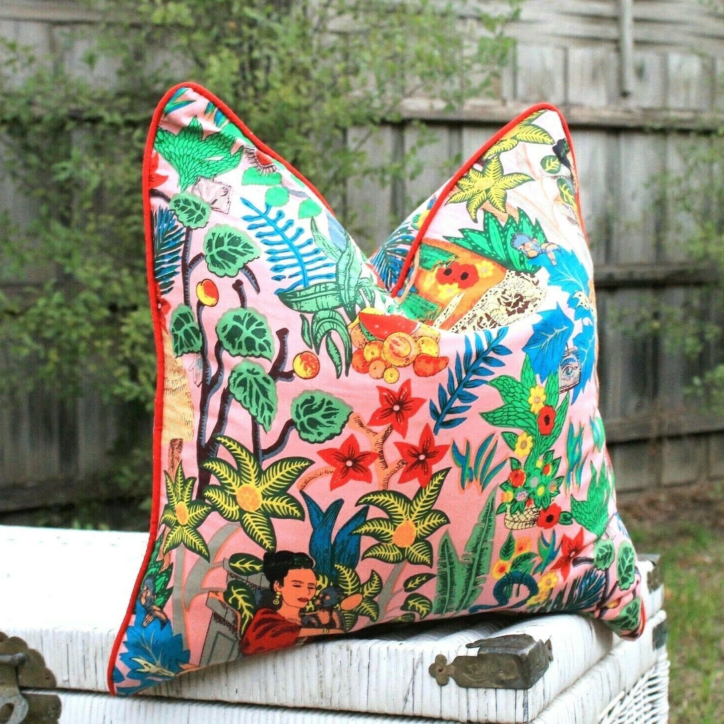 'Express Yourself In Frida' 100% Cotton Cushion Cover