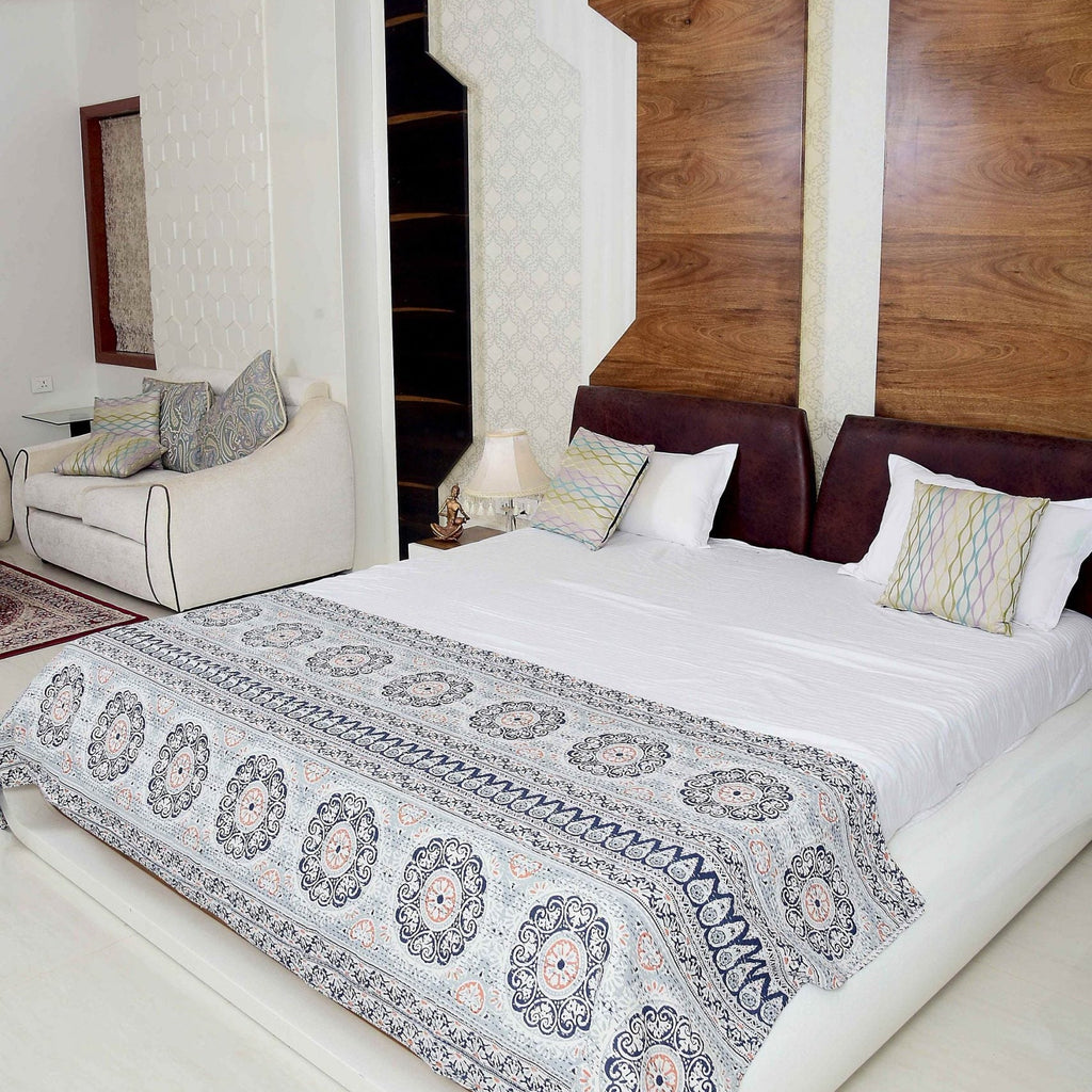 Linen Connections Indian Kantha Quilt - Crystals