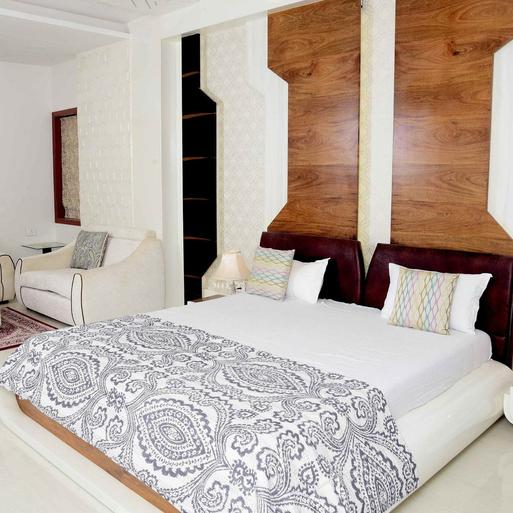 Linen Connections Handmade Indian Kantha Quilt - White Opal