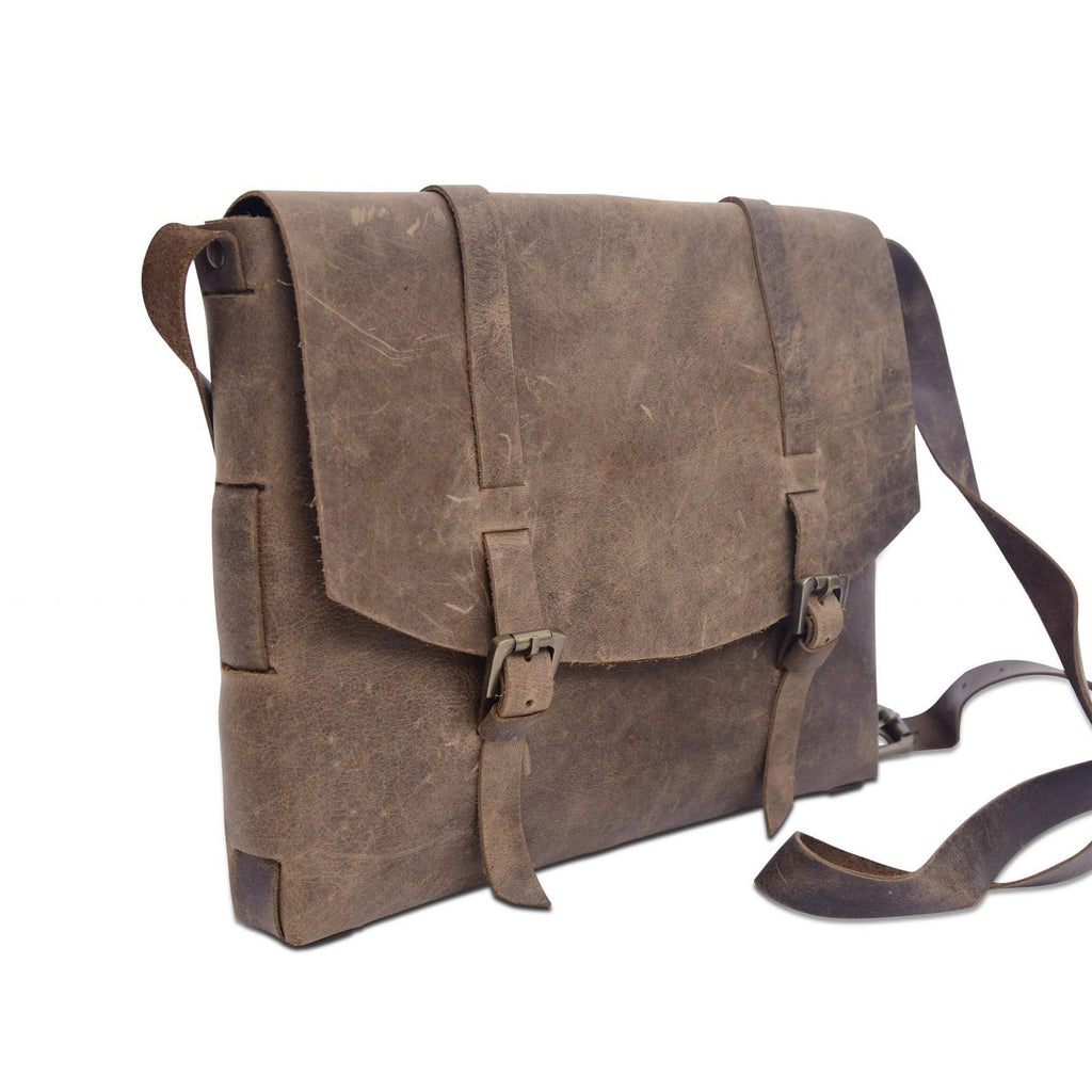 Men's Leather Bag - Vintage Elegance