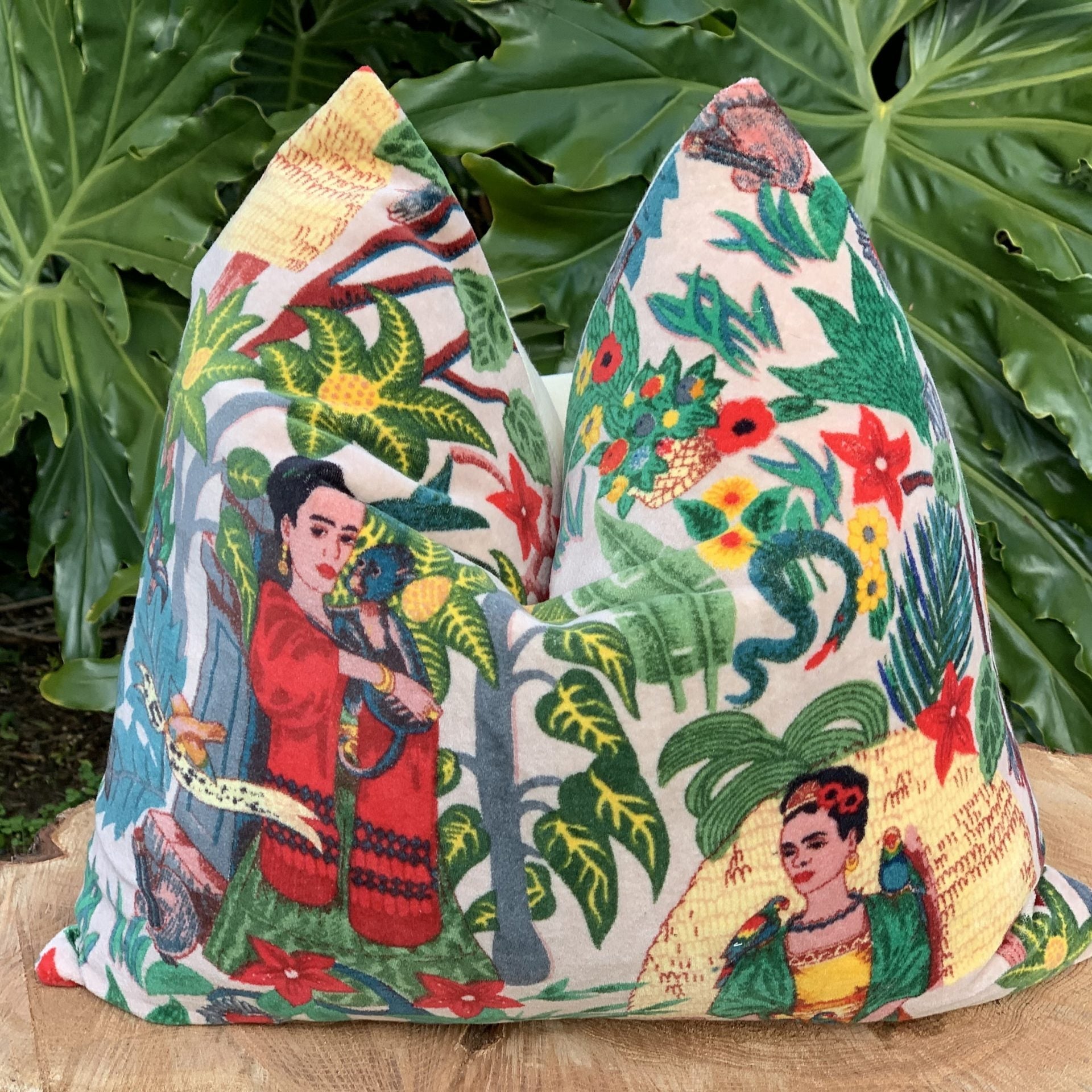 100% Cotton Velvet Cushion Cover - Vivid Frida