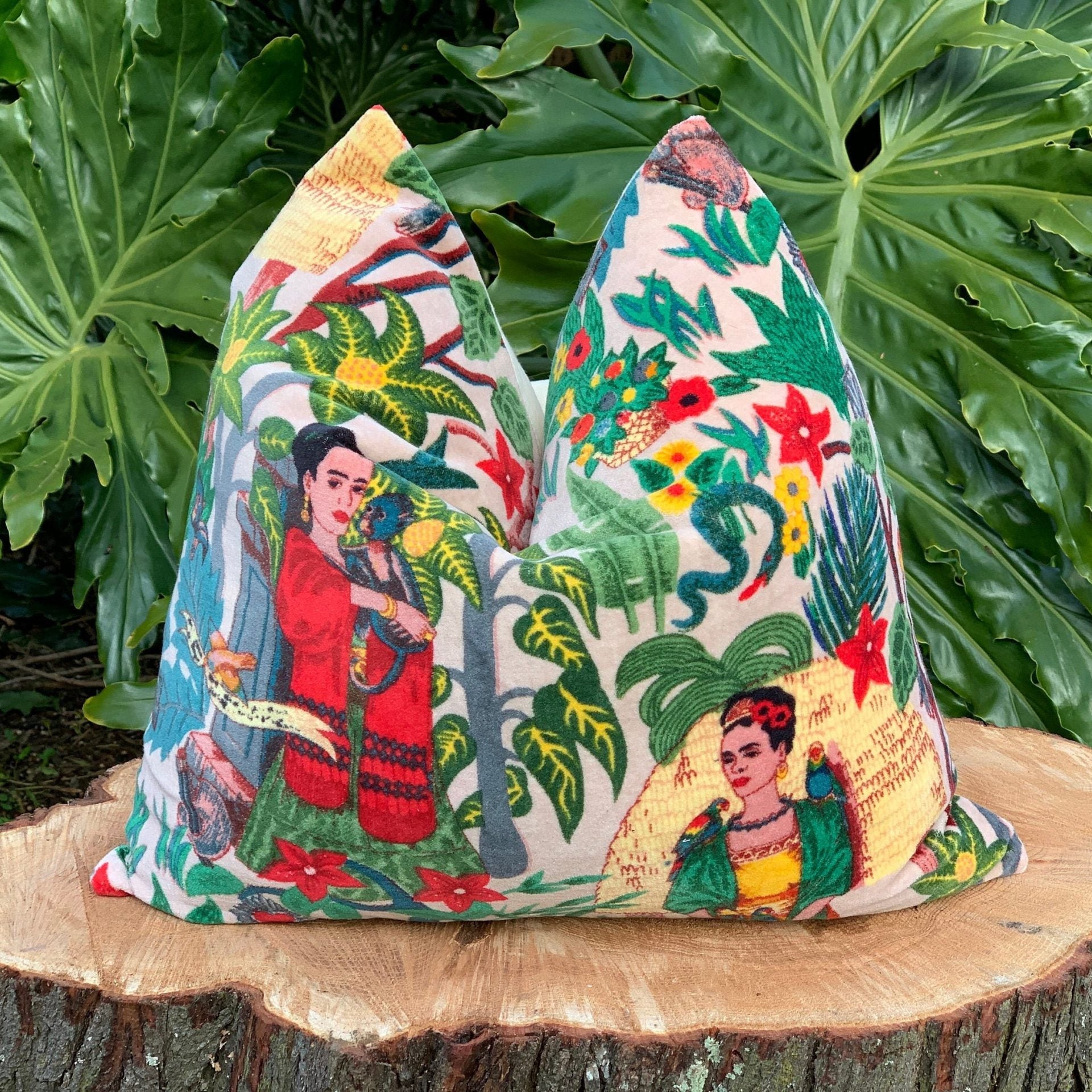 100% Cotton Velvet Cushion Cover - Vivid Frida