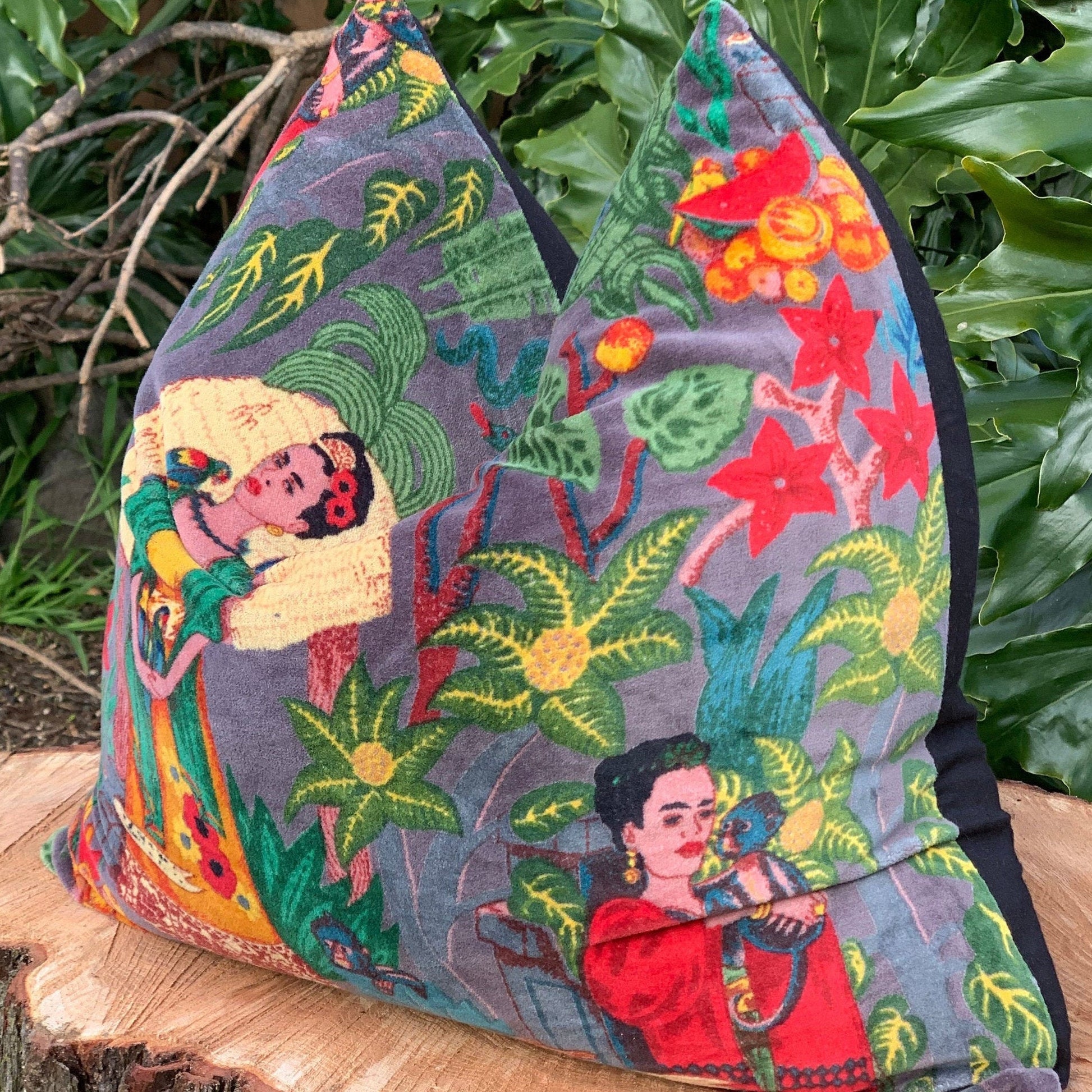 100% Cotton Velvet Cushion Cover - Frida's Vivid Dreams
