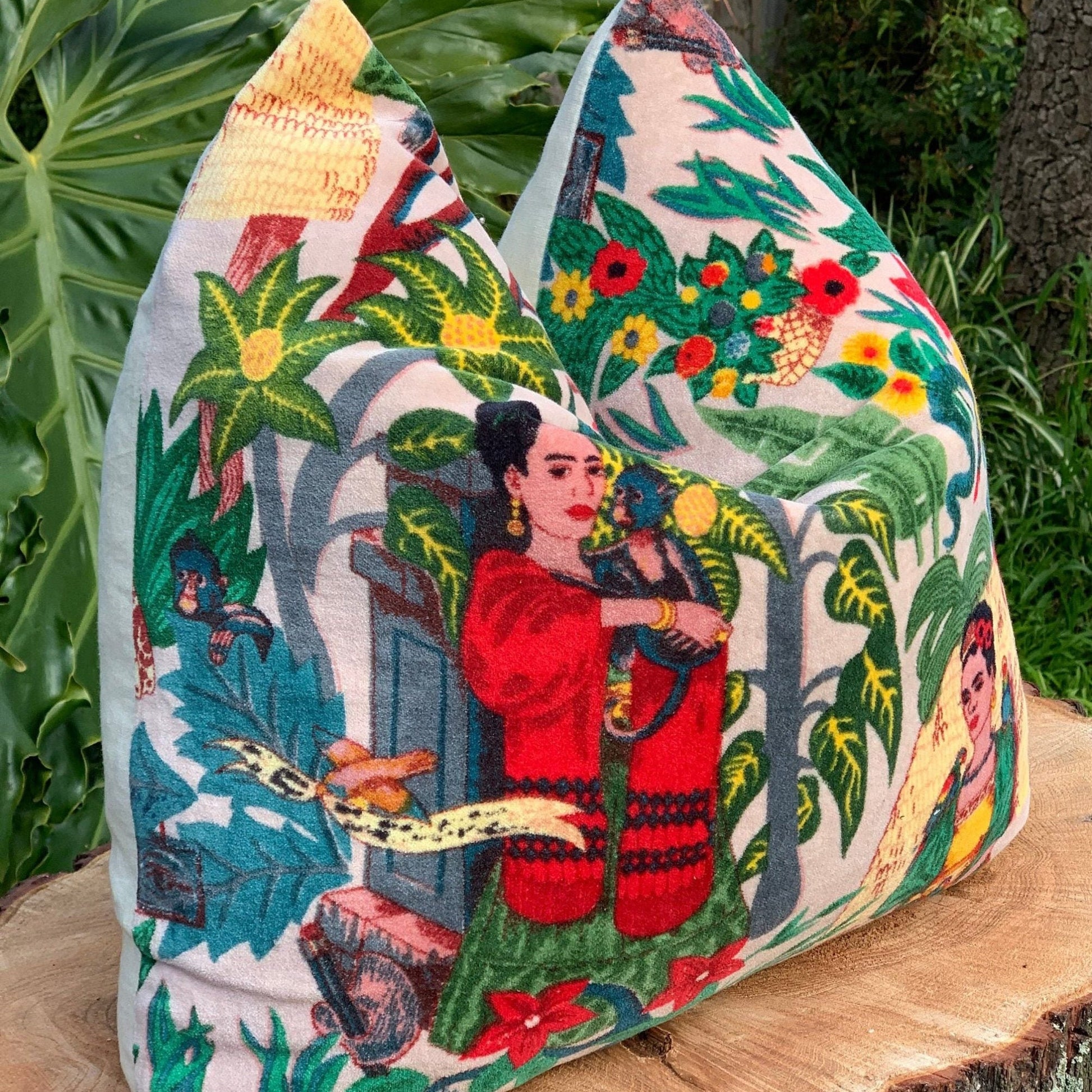 100% Cotton Velvet Cushion Cover - Vivid Frida